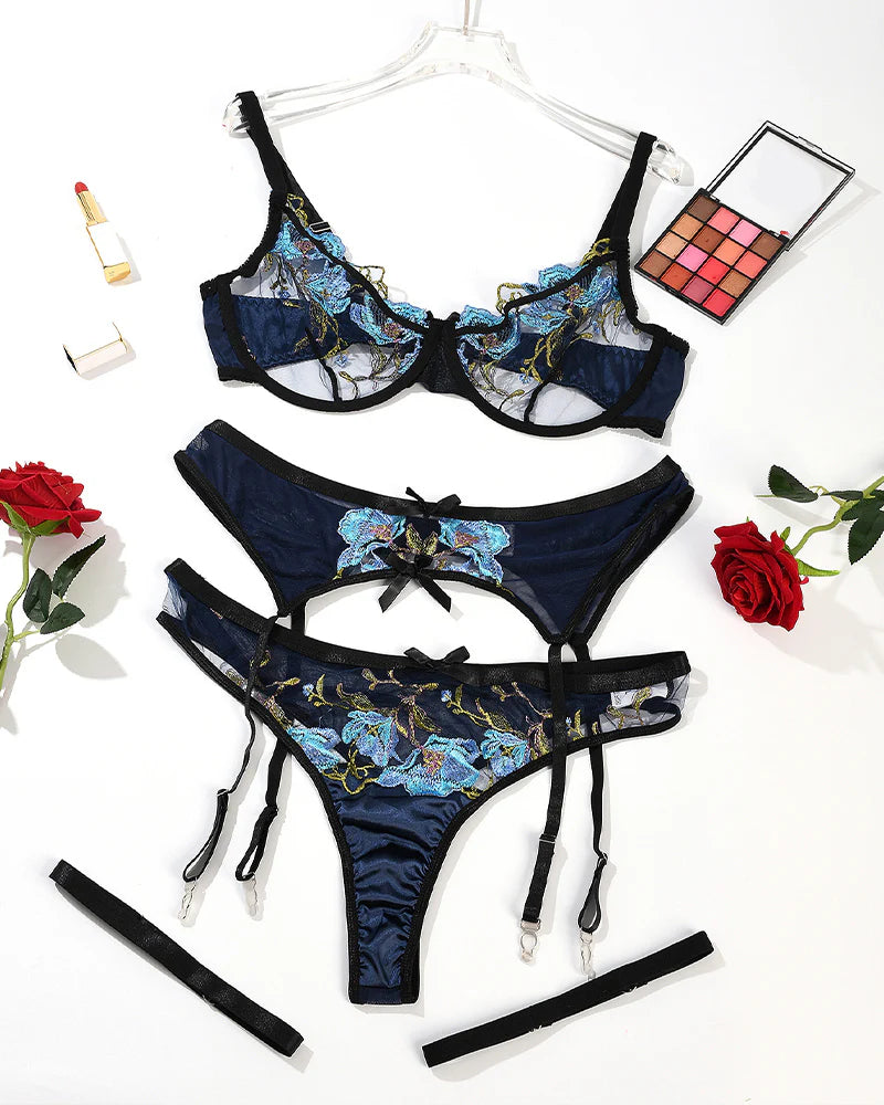 Plus Size Embroidered Mesh Lace Bra Set